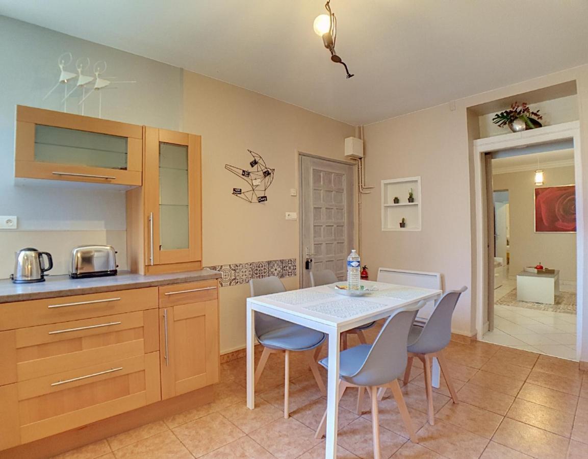 Stop Chez M Cozy # Qualite # Confort # Simplicite Pierre-Bénite Esterno foto